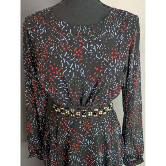 BCBGGeneration Black Printed Long Sleeve Dress w/ Studded Waist & Open Back - 2 - Picture 2 of 11